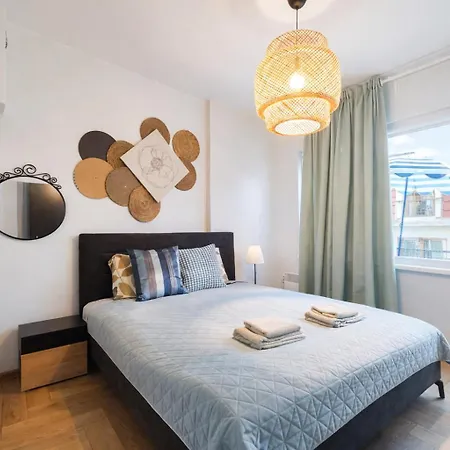 Kalkan Downtown 2br With Large Terrace